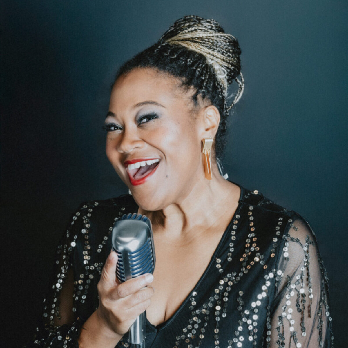 Dawn Pemberton - headlining JazzYYC Canadian Festival